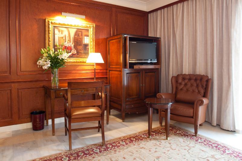 Continental 4*