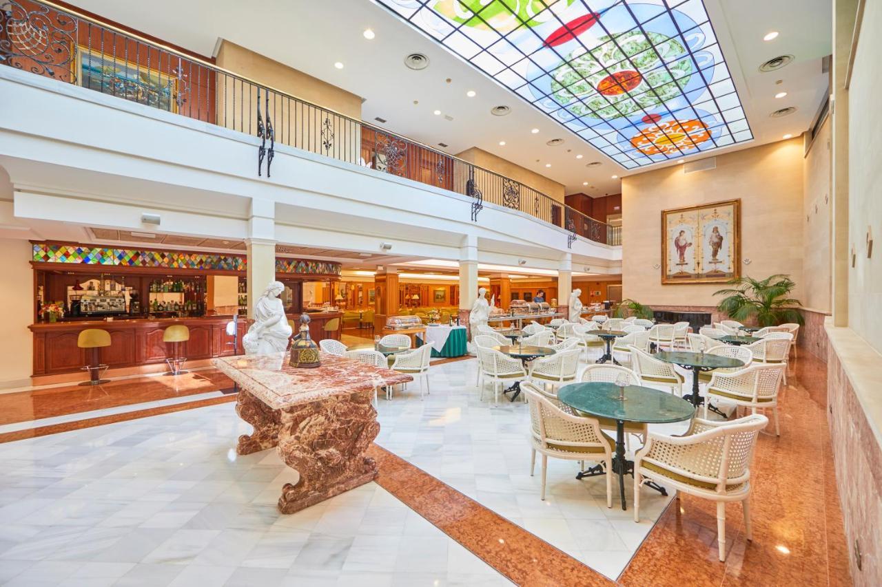 Continental Hotel 4*